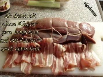 Rezept: Rotwildkeule mit Hagebutten-Pflaumensauce Bild Nr. 5 Rotwildkeule mit Hagebutten-Pflaumensauce - Rezept - Bild Nr. 5