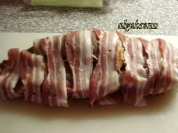 Rezept: Rotwildkeule mit Hagebutten-Pflaumensauce Bild Nr. 6 Rotwildkeule mit Hagebutten-Pflaumensauce - Rezept - Bild Nr. 6