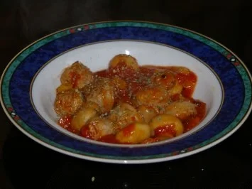 Andi´s Bratwurstgulasch - Rezept