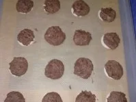 Rezept: Weihnachten: Schokoladenmakronen Bild Nr. 2 Weihnachten: Schokoladenmakronen - Rezept - Bild Nr. 2