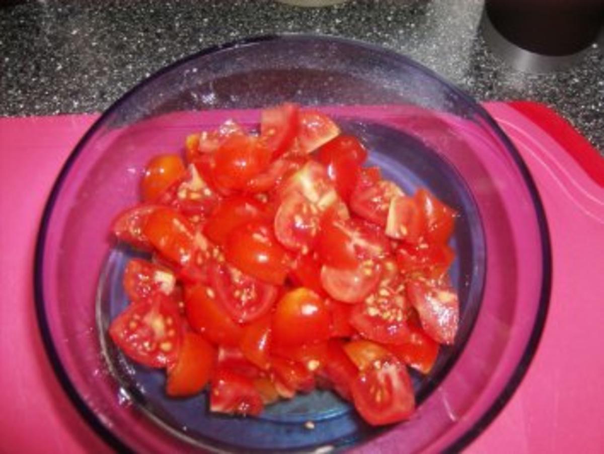 Frischer Tomatensalat - Rezept - Bild Nr. 3