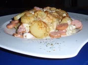 Maultaschen-Auflauf mit einer Kartoffel-Käse-Haube - Rezept