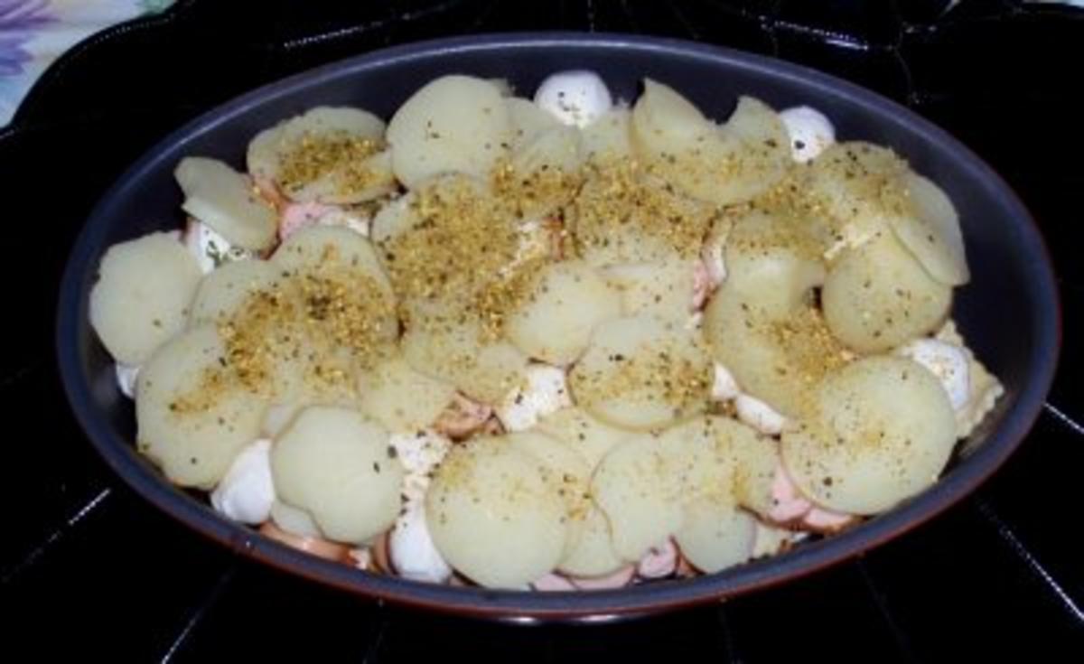 Maultaschen-Auflauf mit einer Kartoffel-Käse-Haube - Rezept - Bild Nr. 5