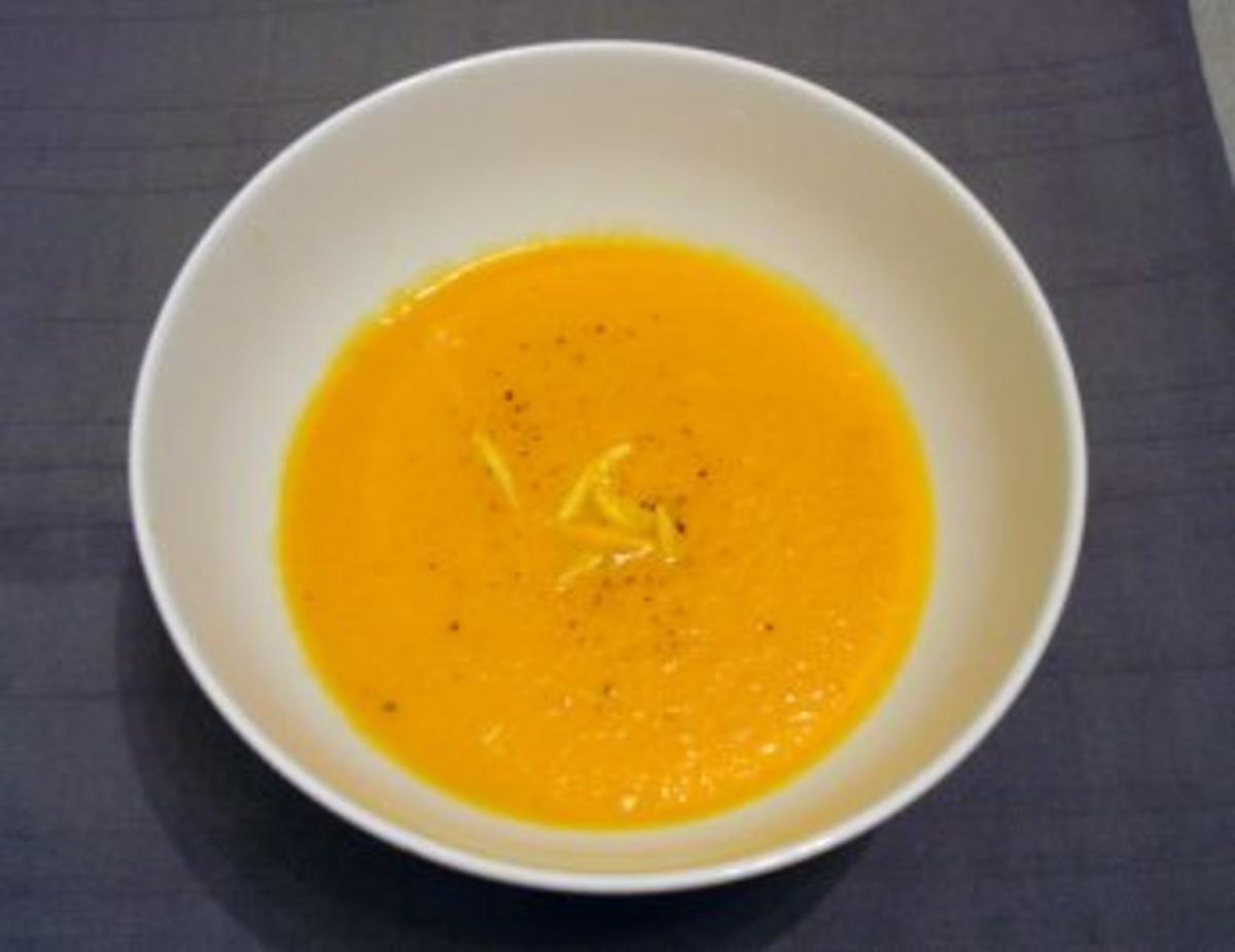Karottensuppe mit frischem Ingwer - Rezept