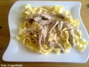 Steakstreifen in Pefferrahmsauce - Rezept