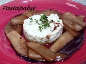 Gorgonzola Tartletts an Balsamico-Birnen - Rezept