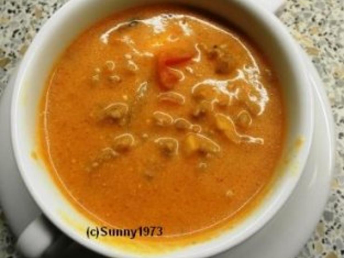 Hackfleischsuppe mit Hackfleisch gemischt und Paprika - Rezept mit Bild ...