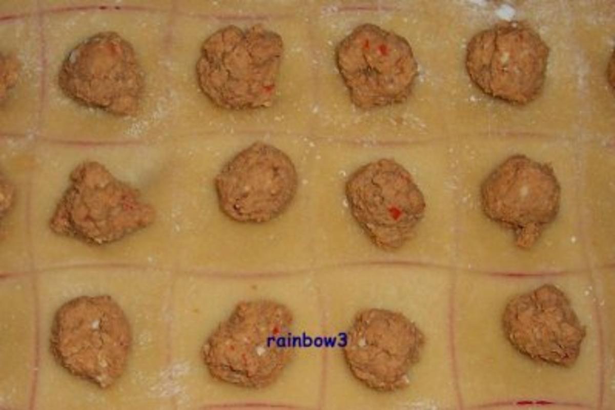 Kochen: Ravioli mit Enten-Füllung und dazu Möhren-Orangen-Sauce - Rezept - Bild Nr. 2
