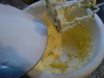 Haselnusskuchen - Rezept - Bild Nr. 5