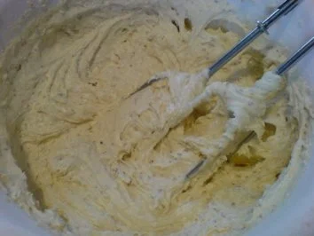 Haselnusskuchen - Rezept - Bild Nr. 10