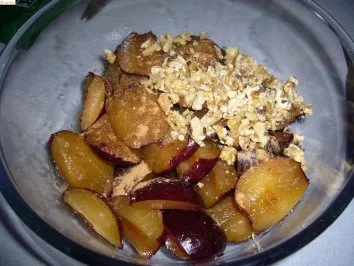 Kikis Pflaumen-Walnuss-Crumble - Rezept - Bild Nr. 3