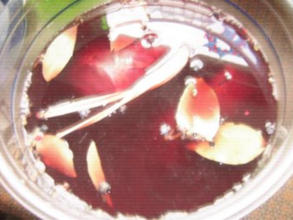 Rehkeule gefüllt im Speckmantel mit Apfelrotkohl - Rezept - Bild Nr. 2