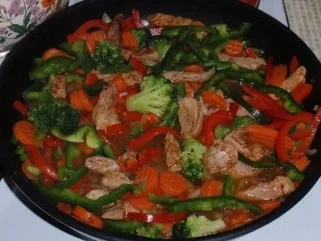 Bunte Gemüse-Nudel-Filetpfanne - Rezept - Bild Nr. 4