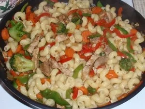 Bunte Gemüse-Nudel-Filetpfanne - Rezept - Bild Nr. 5