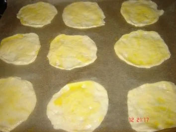 Rezept: Mini Pizza Bild Nr. 5 Mini Pizza - Rezept - Bild Nr. 5