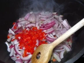 Schoko-Chili-.Hähnchen mit Bandnudeln - Rezept - Bild Nr. 4