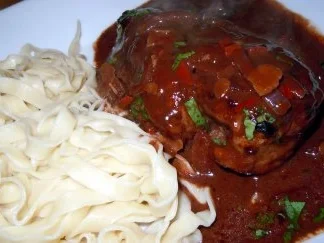 Schoko-Chili-.Hähnchen mit Bandnudeln - Rezept