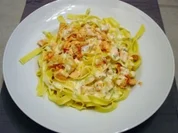 Tagliatelle mit Hummer-Lachs-Sahnesauce - Rezept