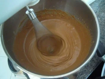 Schokodessert an Pralinensauce - Rezept - Bild Nr. 3