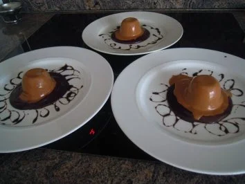 Schokodessert an Pralinensauce - Rezept - Bild Nr. 5