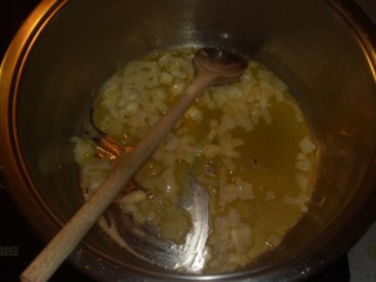 Suppen: Tomatensuppe mit Häubchen - Rezept - Bild Nr. 2