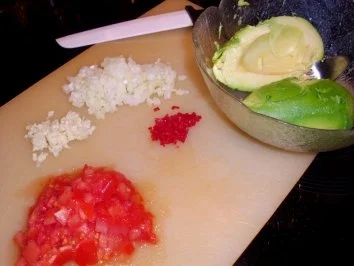 Rezept: Dips und Saucen: Guacomole Bild Nr. 3 Dips und Saucen: Guacomole - Rezept - Bild Nr. 3