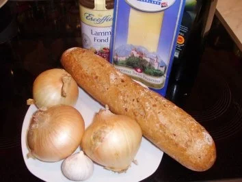Rezept: Suppe: Zwiebelsuppe Lämmchen Bild Nr. 2 Suppe: Zwiebelsuppe Lämmchen - Rezept - Bild Nr. 2