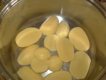 Gefüllte Weinblätter, mit Fleisch - Rezept - Bild Nr. 4