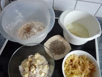 Apfel-Muffins mit Lebkuchenstreuseln - Rezept - Bild Nr. 2