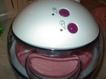 Erdbeer-Sahne-Eis - Rezept - Bild Nr. 6