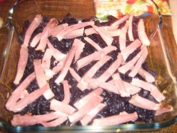 Rotkrautauflauf mit Kartoffeln und Schäufelestreifen - Rezept - Bild Nr. 3