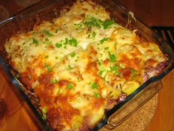 Rotkrautauflauf mit Kartoffeln und Schäufelestreifen - Rezept - Bild Nr. 6