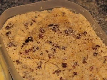 Schnitzel mit Haselnuss-Rosinen-Panade und Wedges - Rezept - Bild Nr. 4