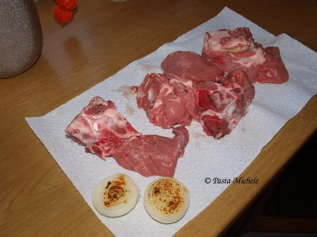 Rezept: Münsteraner Töttchen nach “Pinkus Müller“ (Münsterländer Kalbsragout) Bild Nr. 3 Münsteraner Töttchen nach “Pinkus Müller“ (Münsterländer Kalbsragout) - Rezept - Bild Nr. 3