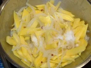 Rezept: Entenbrust mit Mango-Zwiebel-Chutney Bild Nr. 2 Entenbrust mit Mango-Zwiebel-Chutney - Rezept - Bild Nr. 2