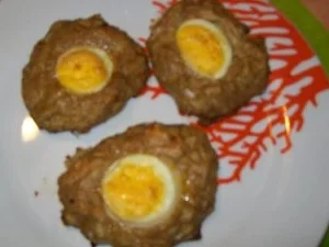 Putenpflanzerln mit gekochter  Eierscheibe - Rezept