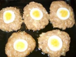 Putenpflanzerln mit gekochter  Eierscheibe - Rezept - Bild Nr. 2