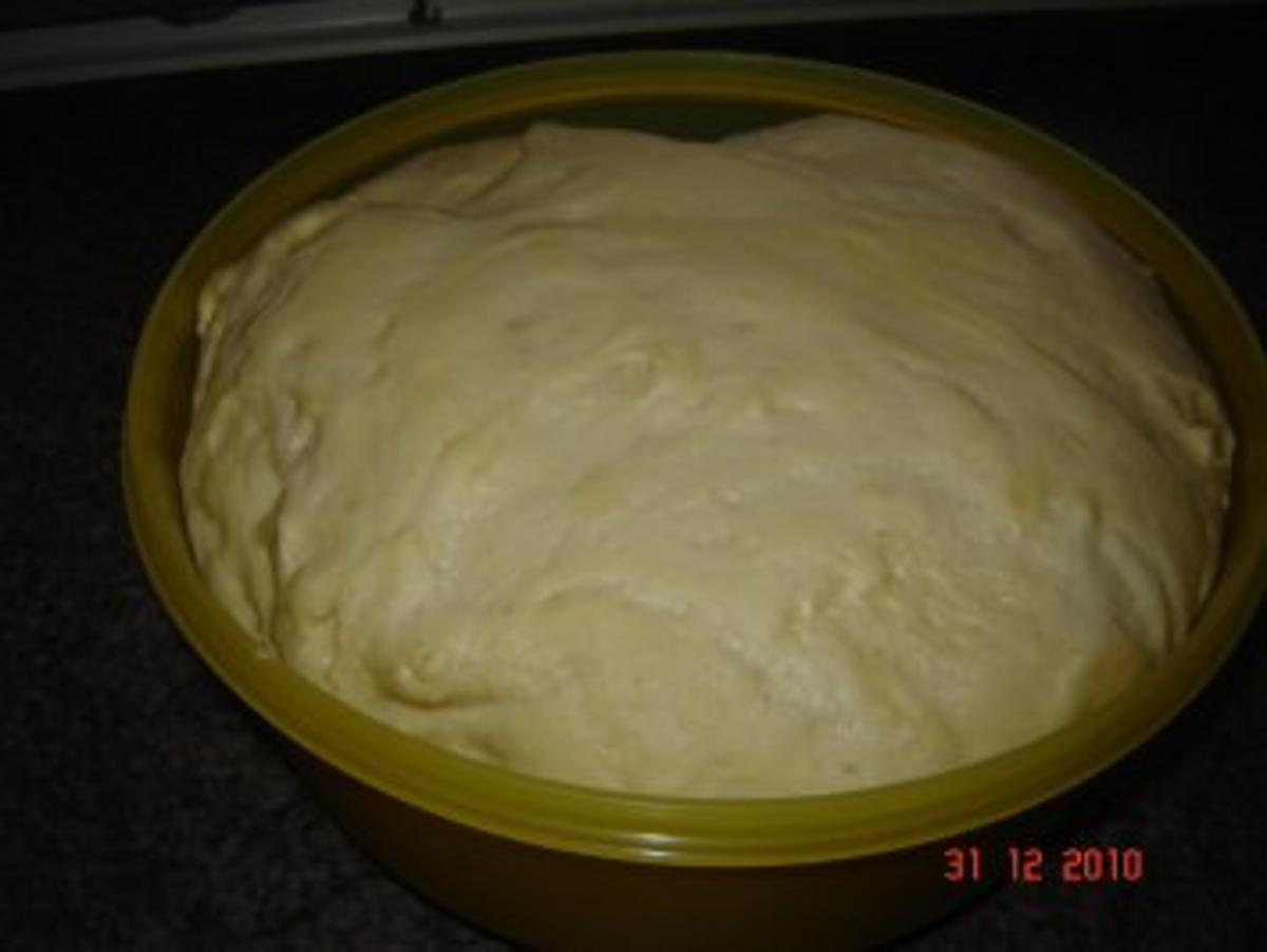 Kuchen + Torten : Neujahrsbrezel - Rezept - Bild Nr. 2