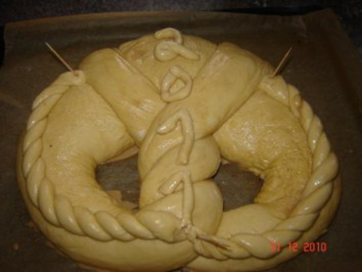 Kuchen + Torten : Neujahrsbrezel - Rezept - Bild Nr. 5