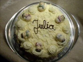 Eierlikör-Sahne-Torte - Rezept