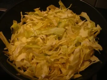 Rezept: Entenbrust mit beschwipsten Kirschen und Spitzkohl Bild Nr. 2 Entenbrust mit beschwipsten Kirschen und Spitzkohl - Rezept - Bild Nr. 2