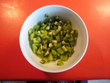 Rezept: Quark mit Kiwi Bild Nr. 3 Quark mit Kiwi - Rezept - Bild Nr. 3