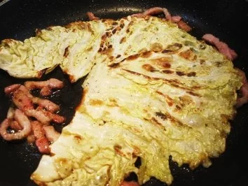 Wirsingblätter mit  Bratkartoffeln ... - Rezept - Bild Nr. 2