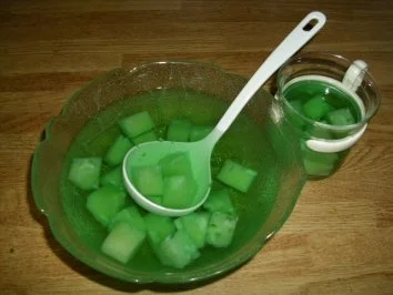 Rezept: Grüne Bowle Grüne Bowle - Rezept