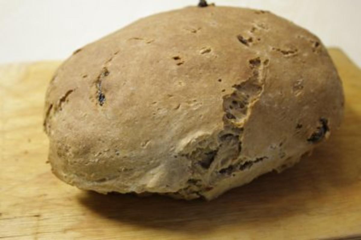 Brot/Brötchen: Bauerbrot mit Tomaten und Zwiebeln - Rezept - Bild Nr. 5