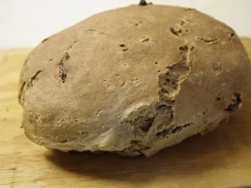 Brot/Brötchen: Bauerbrot mit Tomaten und Zwiebeln - Rezept - Bild Nr. 5