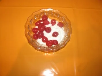 *****Kirsch-Sahne-Quark-Joguhrt Dessert***** - Rezept - Bild Nr. 2