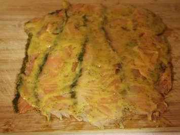 Lachsrolle mit Paprika und Créme frâche - Rezept - Bild Nr. 4