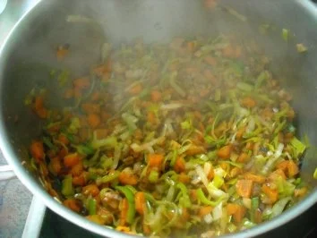 Rezept: Putenbraten mit Senf-Meerrettich-Kruste Bild Nr. 4 Putenbraten mit Senf-Meerrettich-Kruste - Rezept - Bild Nr. 4