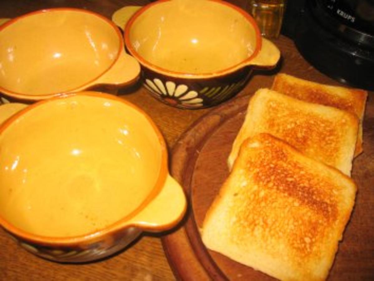 Suppe: Überbackenes Eigelb- Käse-Süppchen - Rezept - Bild Nr. 6